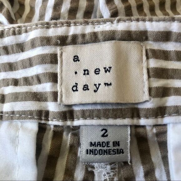 A new day striped high rise chino  shorts 2 - Picture 12 of 13